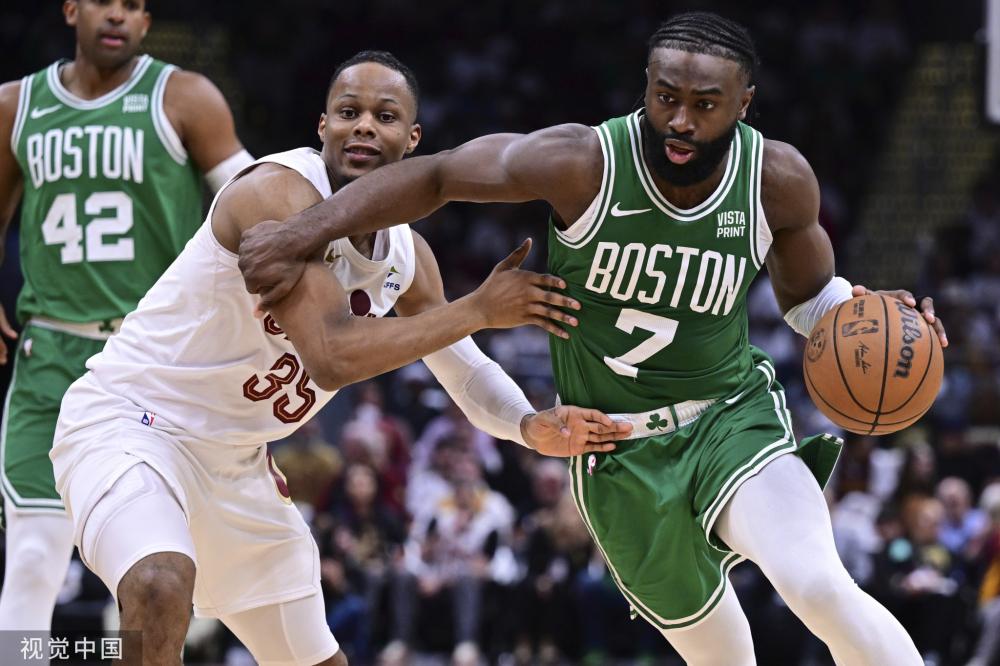 在与对手过 在与对手过