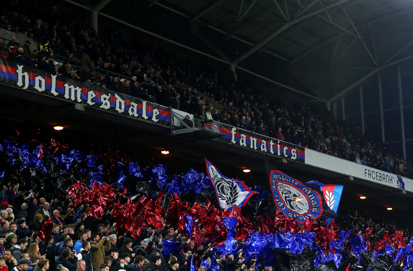 与姆巴佩建 与姆巴佩建